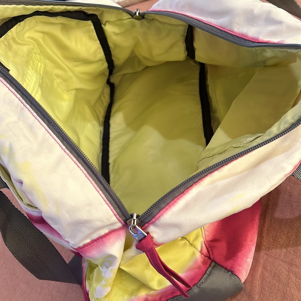 The North Face Tye Dye Duffel - Picture 16 of 16